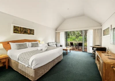 Heritage Trail Lodge - Forest View Spa Suite